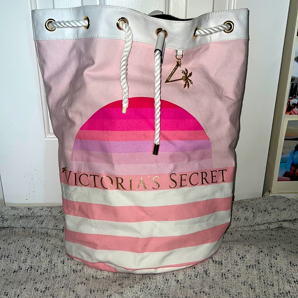 Victoria’s Secret Drawstring Bag
